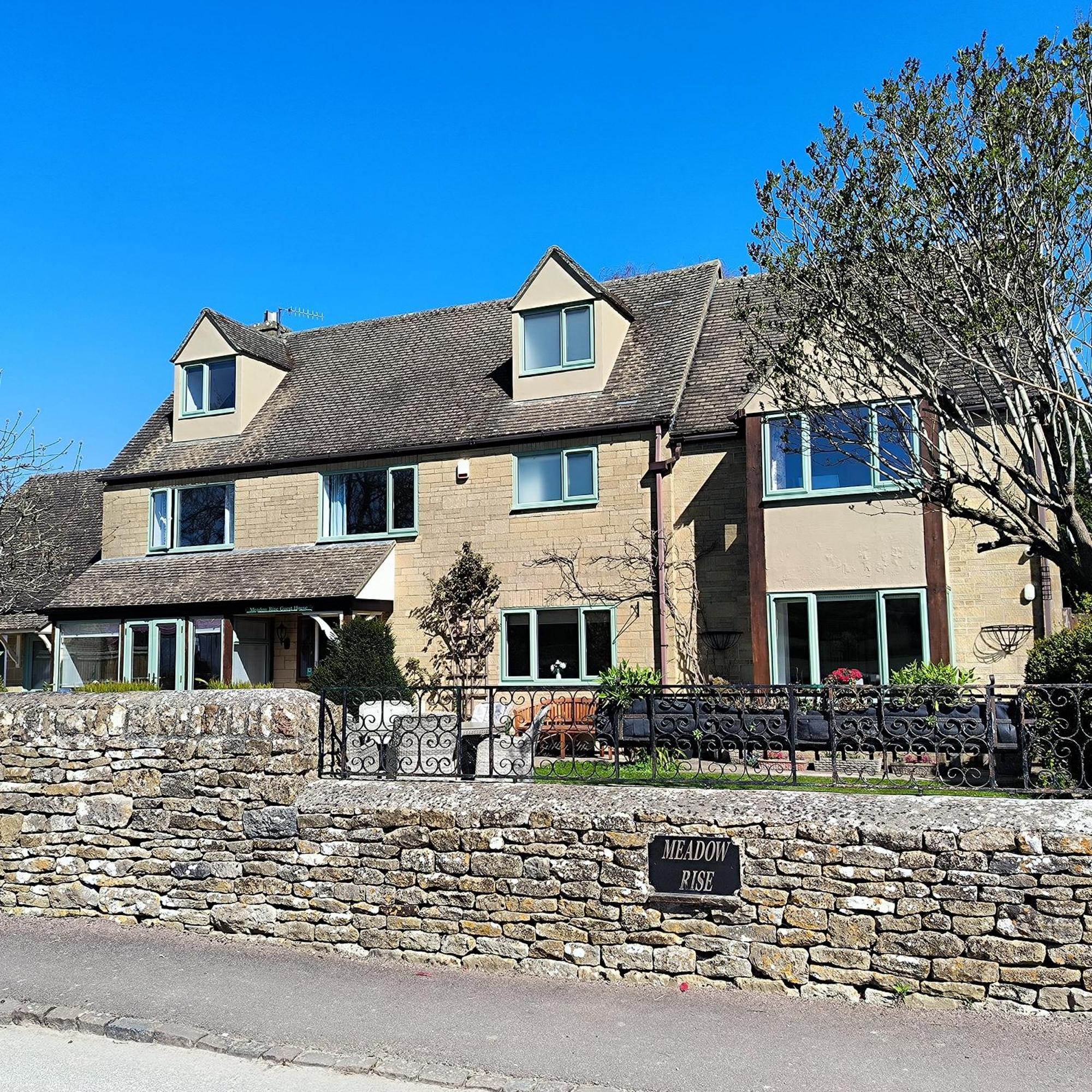 Meadow Rise Guest House バートン・オン・ザ・ウォーター エクステリア 写真